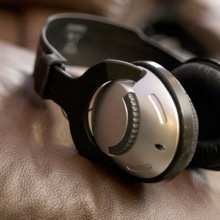 Registrazioni musicali, produzioni strumentali, mix & master, riprese video in studio ein esterna, montaggi video e post-produzione.